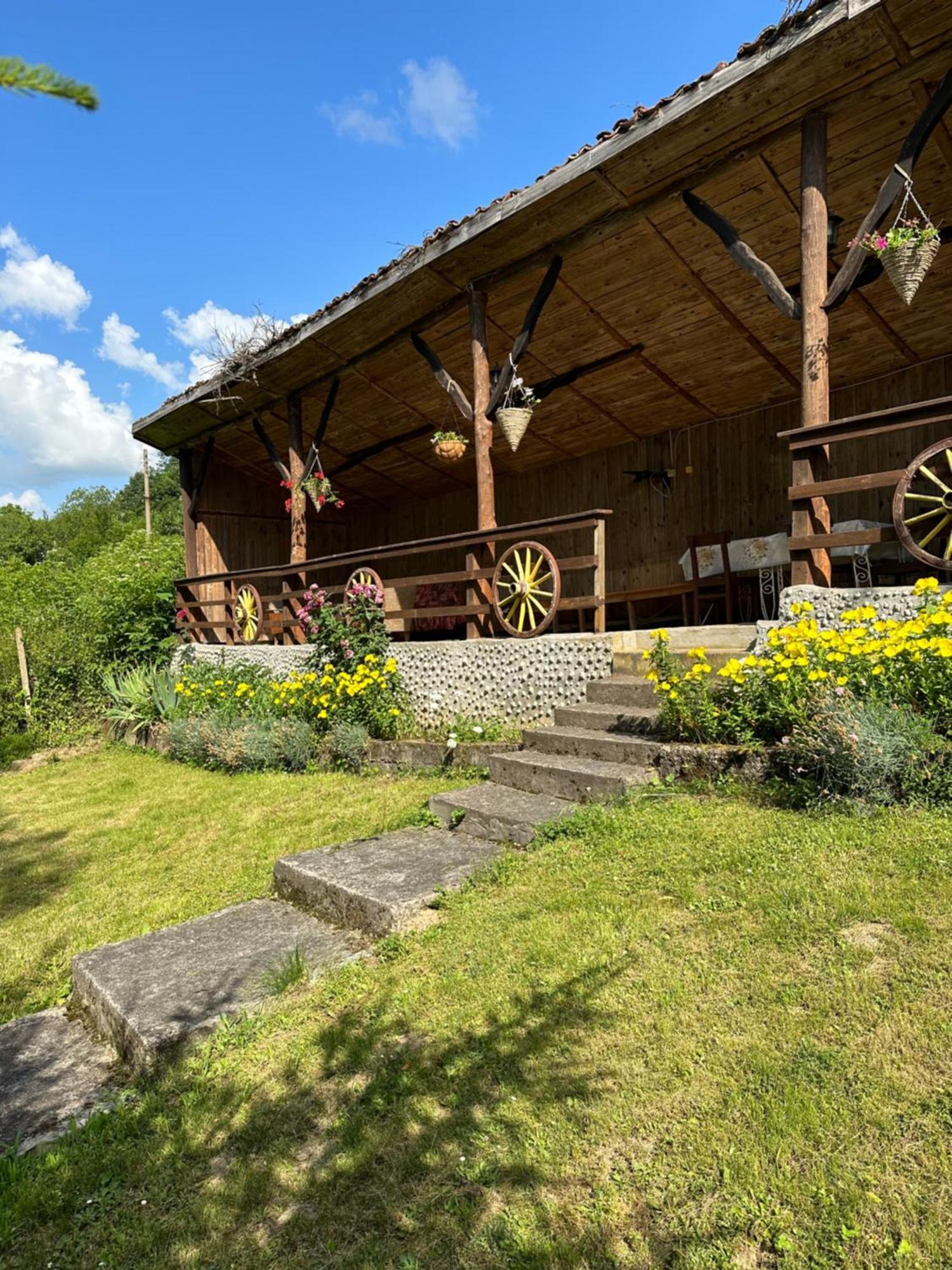 Вила Чевермето Palitsi Bagian luar foto